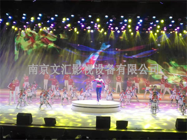 圓型旋轉升降臺效果圖