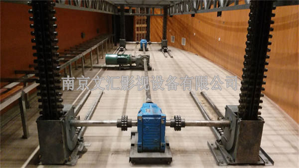 樂池臺下剛性鏈